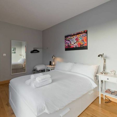 2 Bedroom City Centre Apartment With Patio Sleeps 6 Dublín Exterior foto