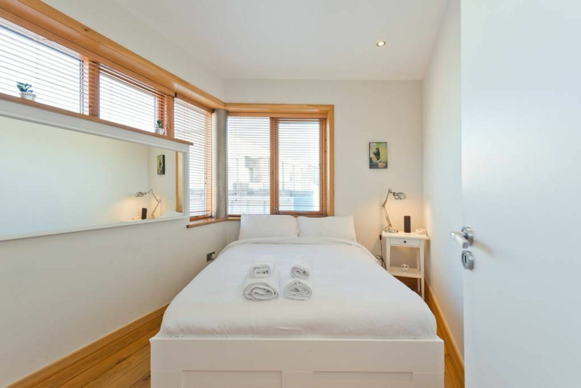 2 Bedroom City Centre Apartment With Patio Sleeps 6 Dublín Exterior foto